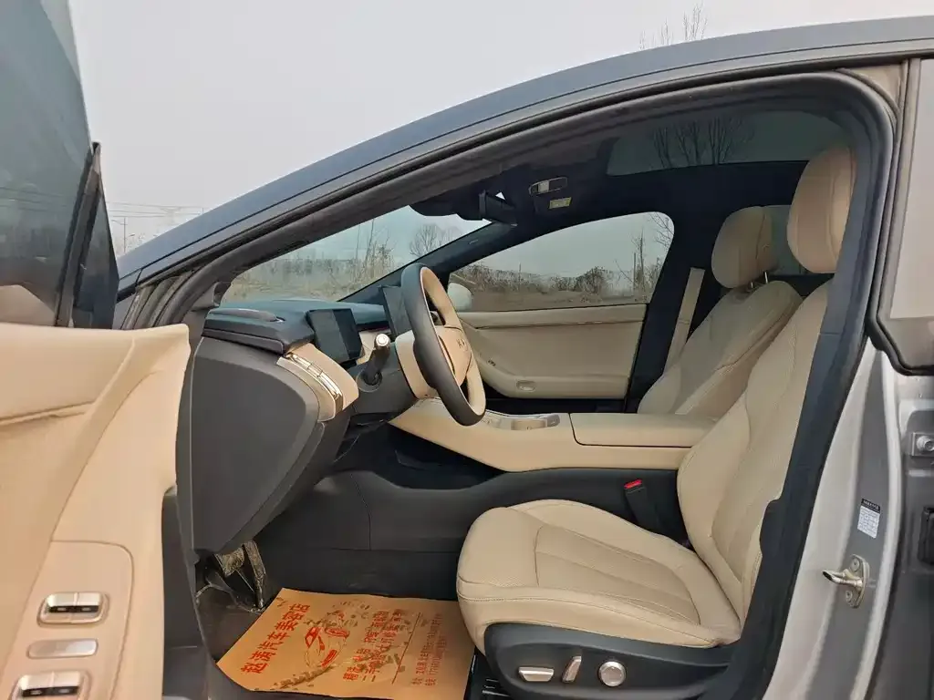 XPeng P7+ 2025 из CN, фото 2