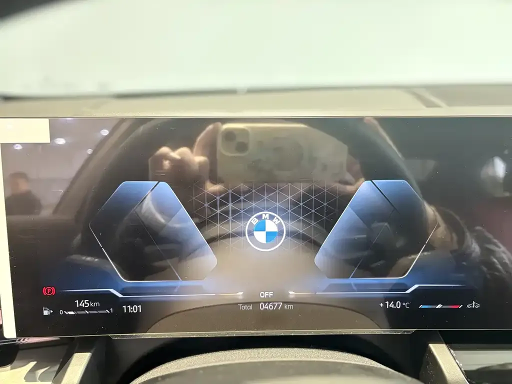 BMW 5 Series 2025 из CN, фото 7