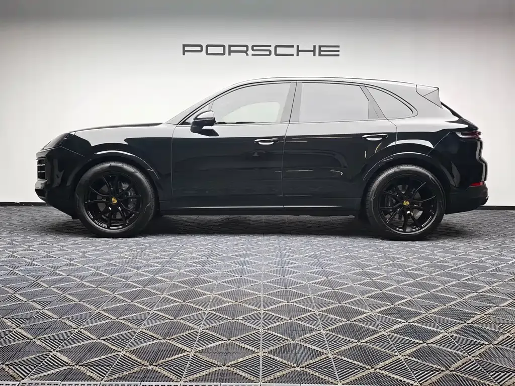 Porsche Cayenne 2024 из CN, фото 8