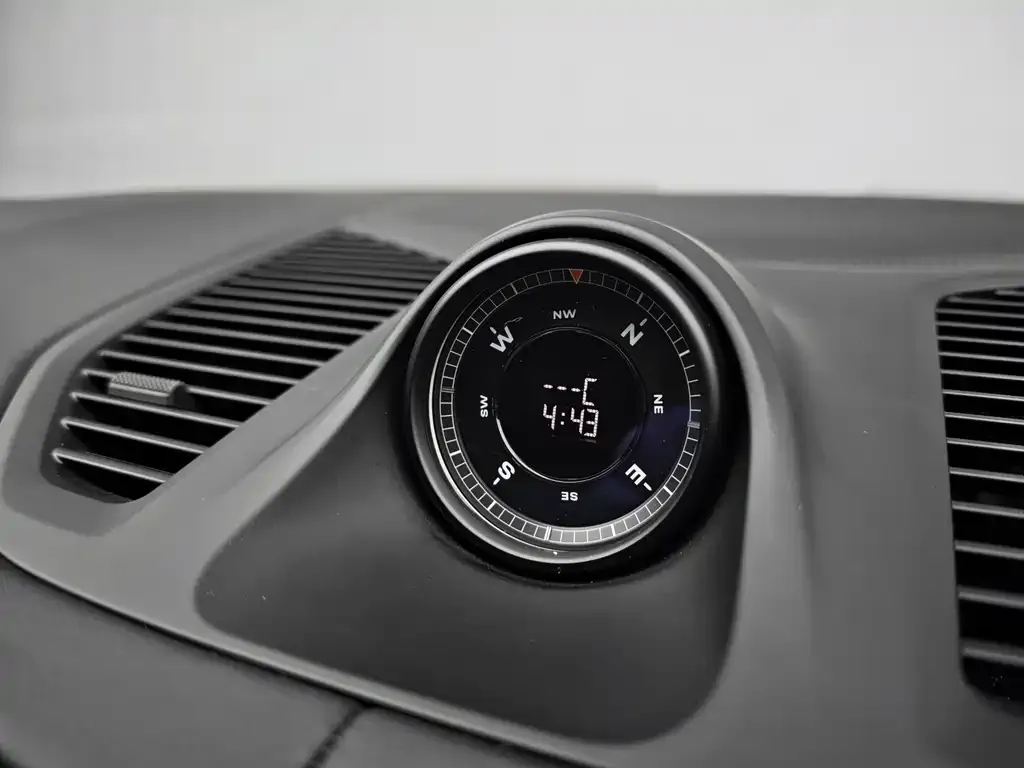 Porsche Cayenne 2024 из CN, фото 2