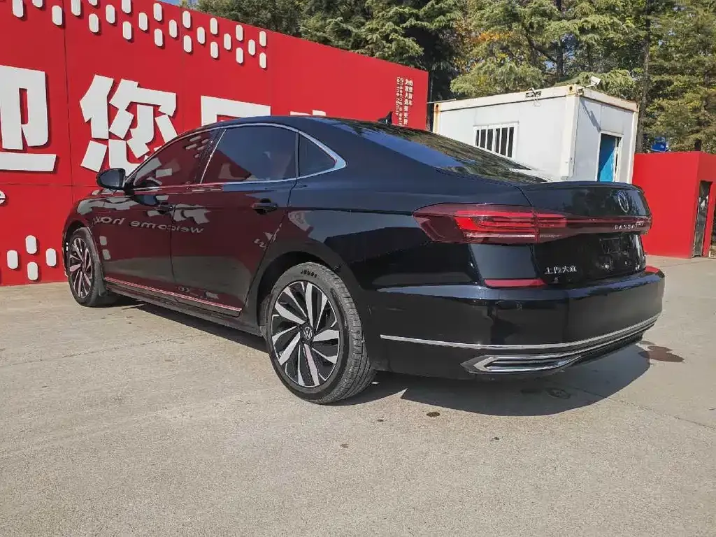 Volkswagen Passat 2024 из CN, фото 10