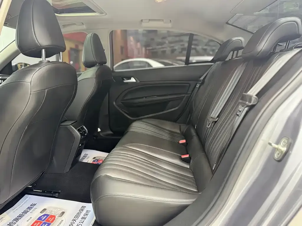 Peugeot 408 2023 из CN, фото 8