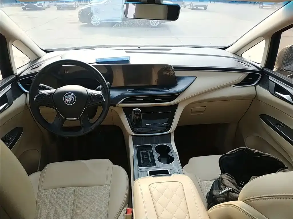 Buick GL8 2022 из CN, фото 9