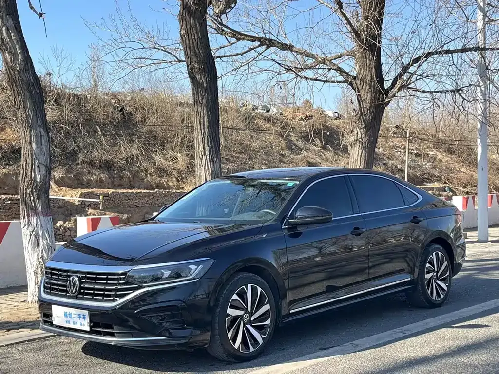 Volkswagen Passat 2022 из CN, фото 1