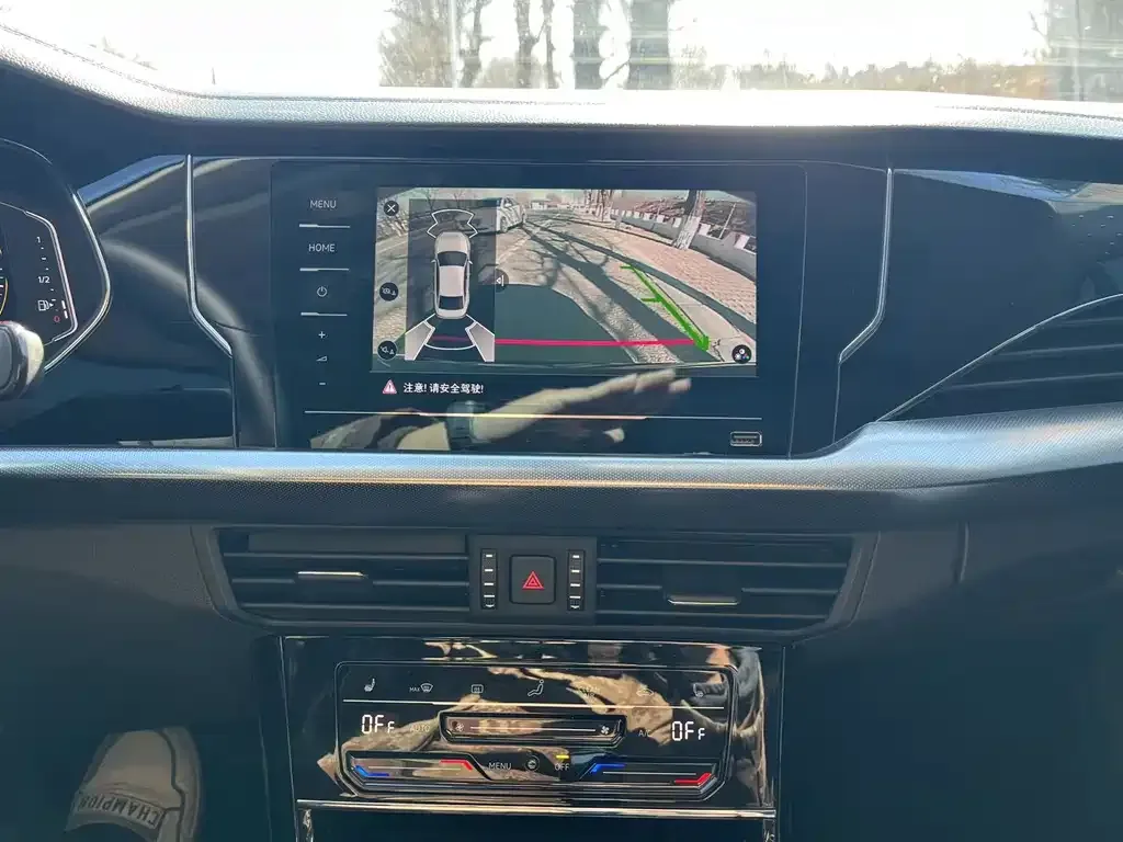 Volkswagen Passat 2022 из CN, фото 4