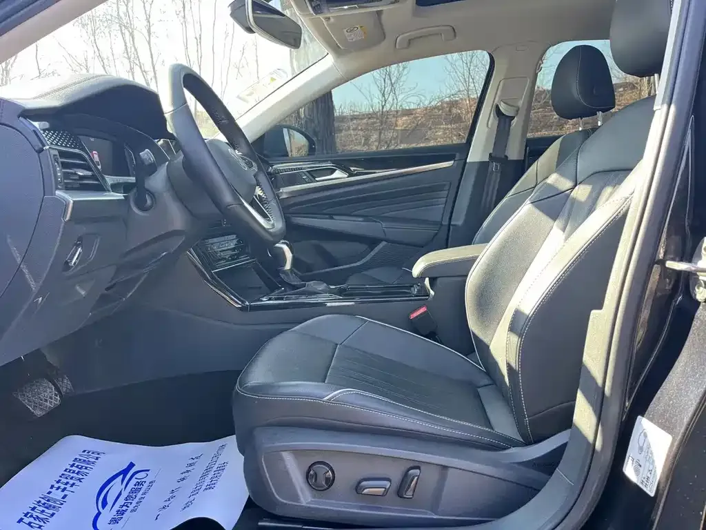 Volkswagen Passat 2022 из CN, фото 6