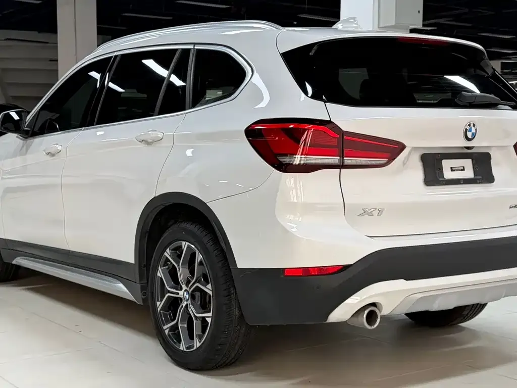BMW X1 2021 из CN, фото 9