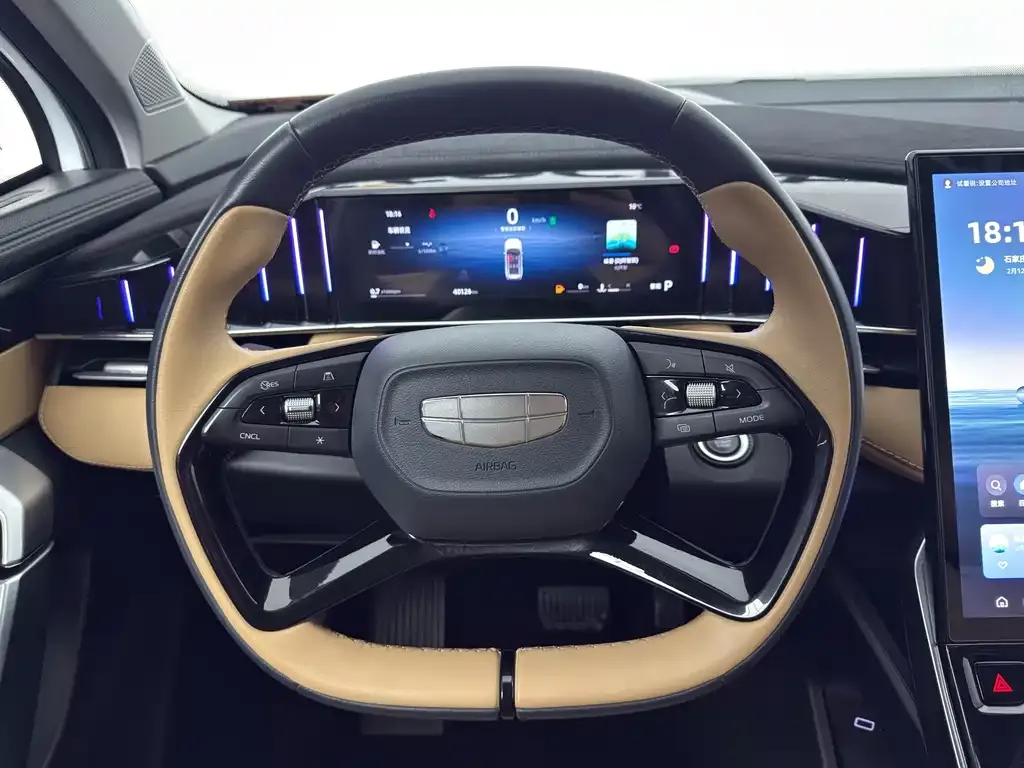 Geely Boyue L 2023 из CN, фото 4