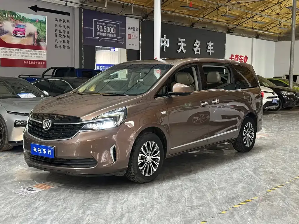 Buick GL8 2021 из CN, фото 1