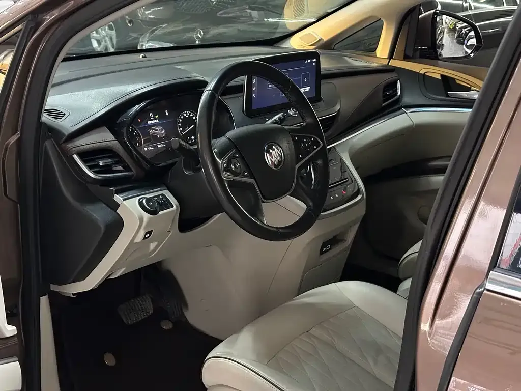 Buick GL8 2021 из CN, фото 9