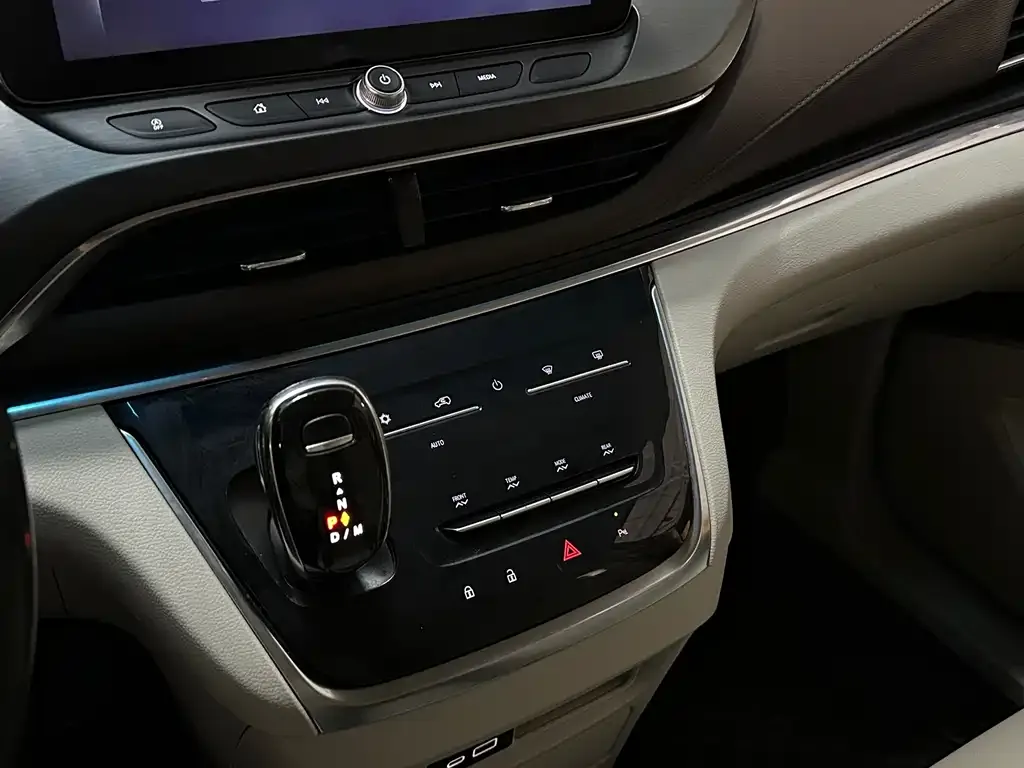 Buick GL8 2021 из CN, фото 5