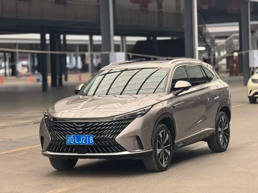 Roewe RX5 — фото 1