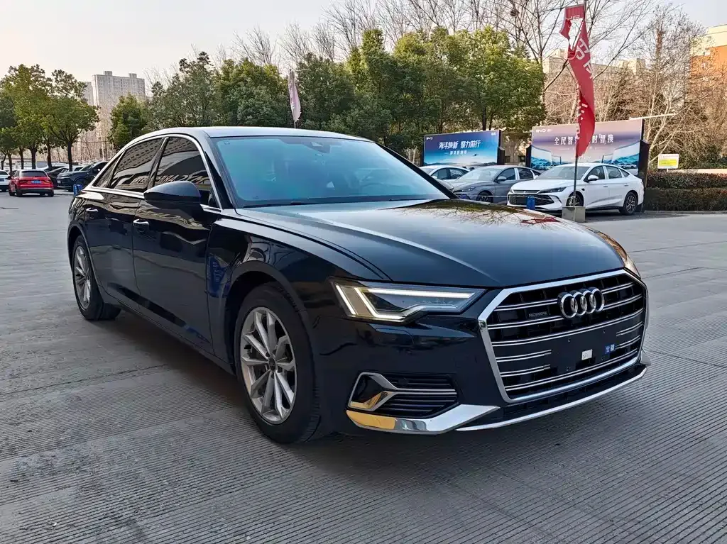 Audi A6L 2023 из CN, фото 10