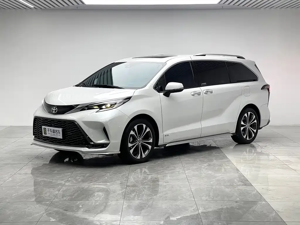 Toyota Granvia 2025 из CN, фото 1