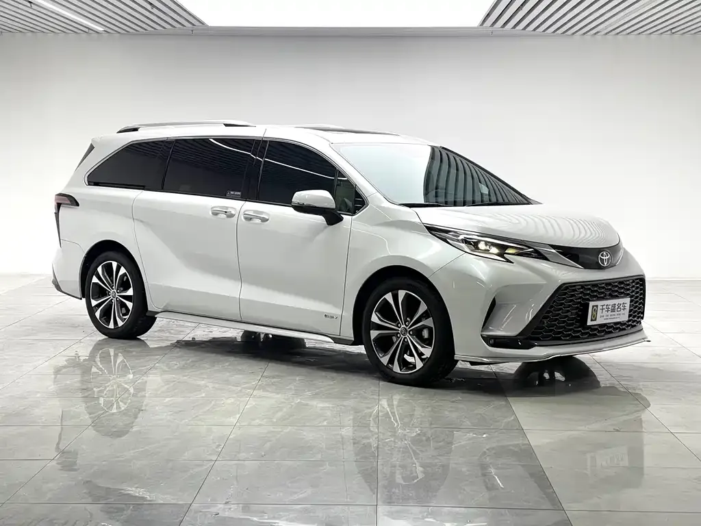Toyota Granvia 2025 из CN, фото 6