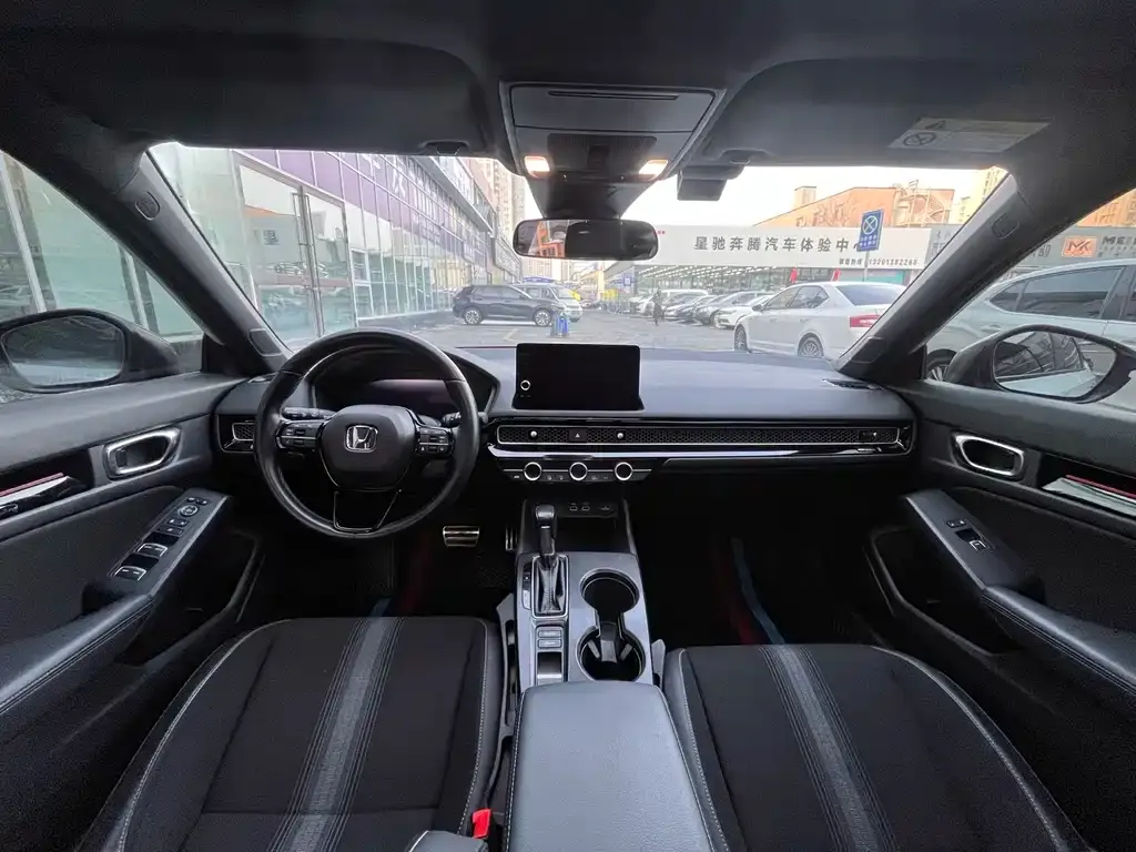 Honda Civic — фото 5