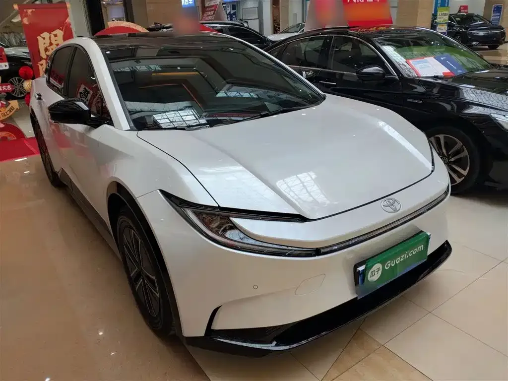 Toyota bZ5 2025 из CN, фото 3