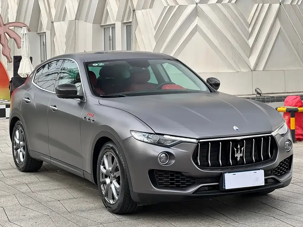 Maserati Levante — фото 3