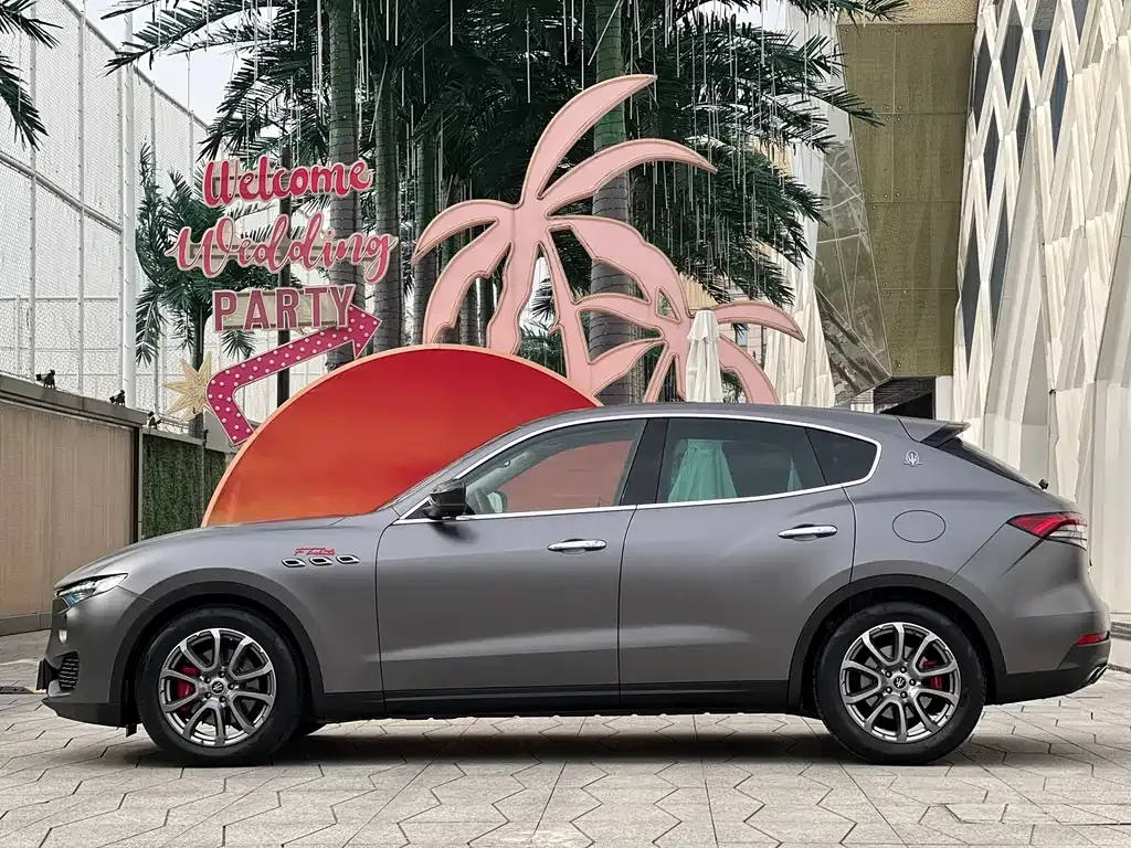 Maserati Levante — фото 10