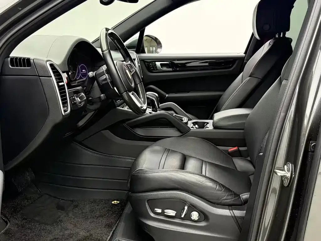 Porsche Cayenne 2021 из CN, фото 4