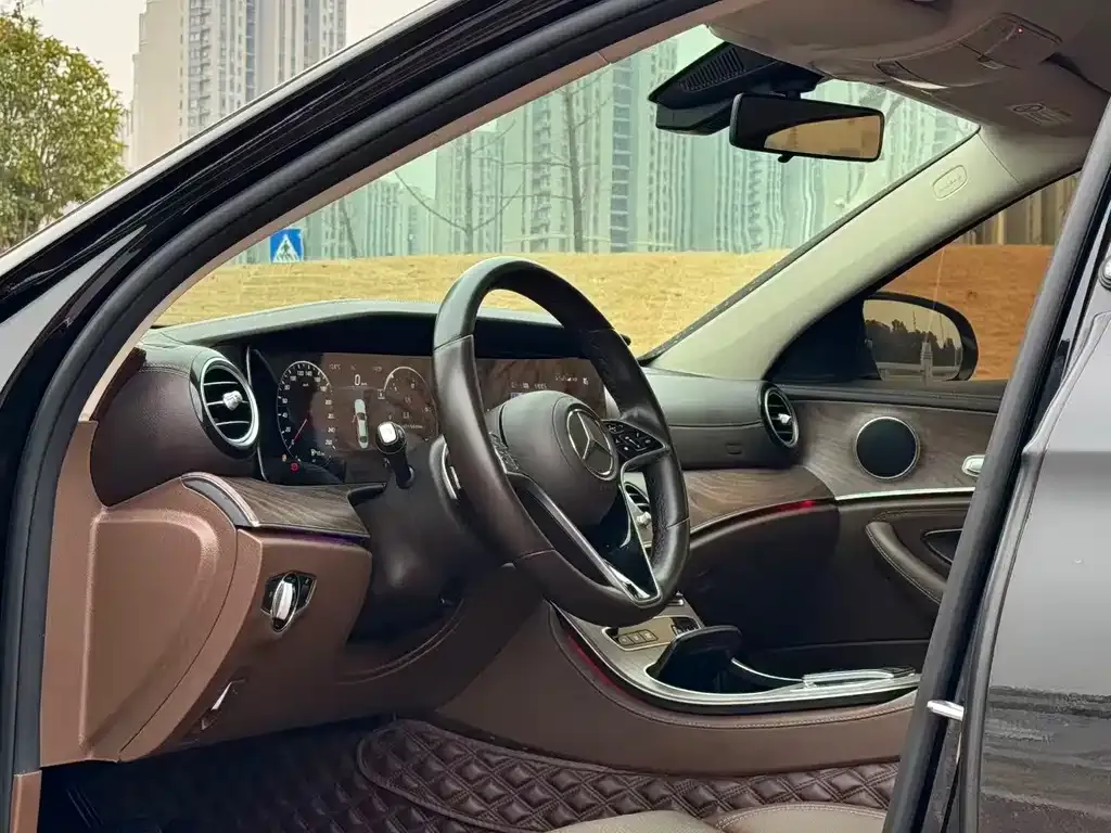 Mercedes-Benz E-Class 2021 из CN, фото 7