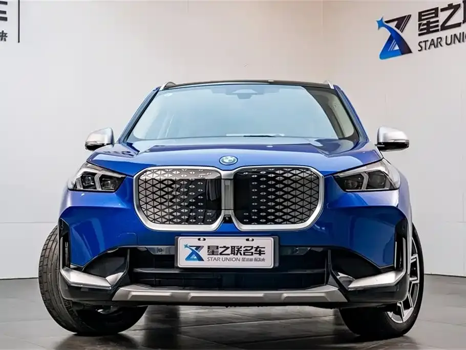 BMW iX1 2024 из CN, фото 10
