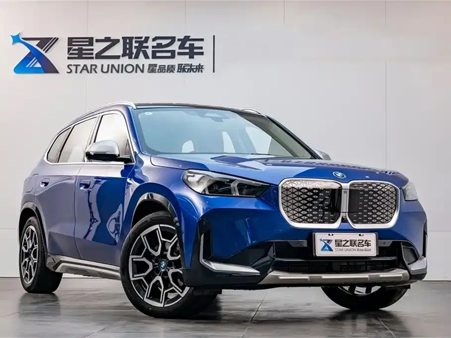BMW iX1 2024 из CN, фото 8