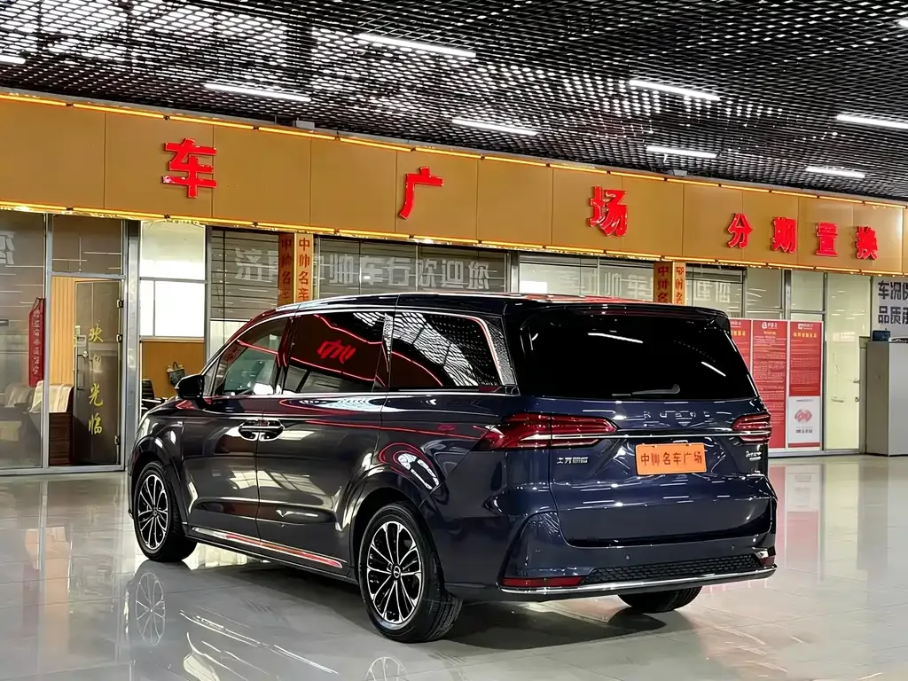 Roewe iMAX8 2021 из CN, фото 10