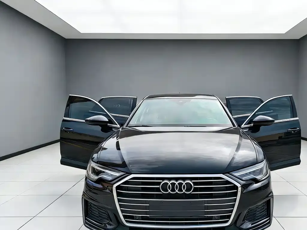 Audi A6L 2021 из CN, фото 1