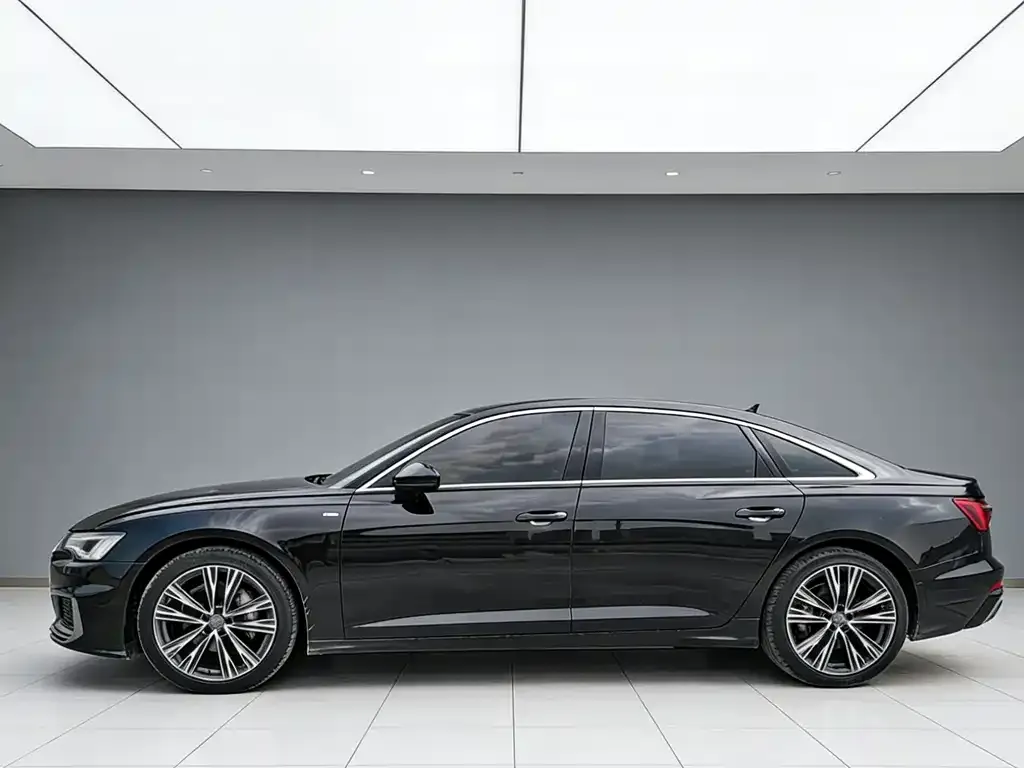 Audi A6L 2021 из CN, фото 7