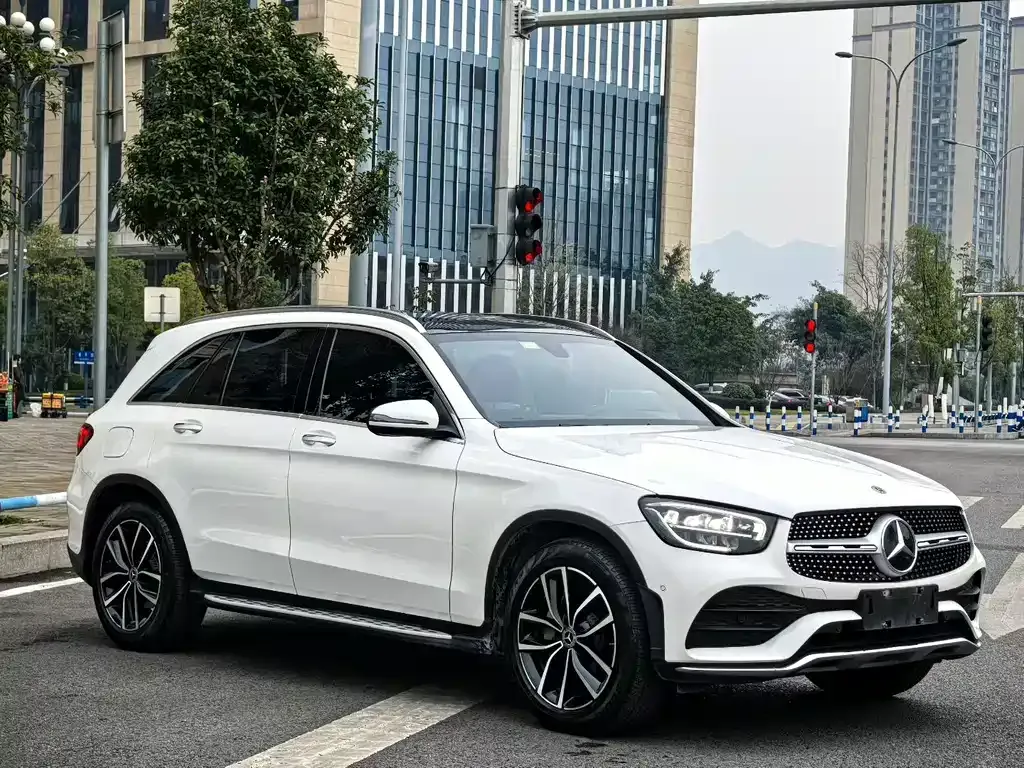 Mercedes-Benz GLC — фото 9