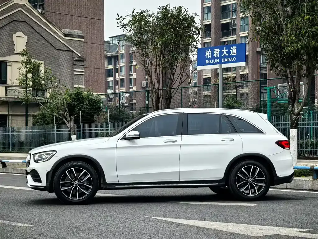 Mercedes-Benz GLC — фото 7