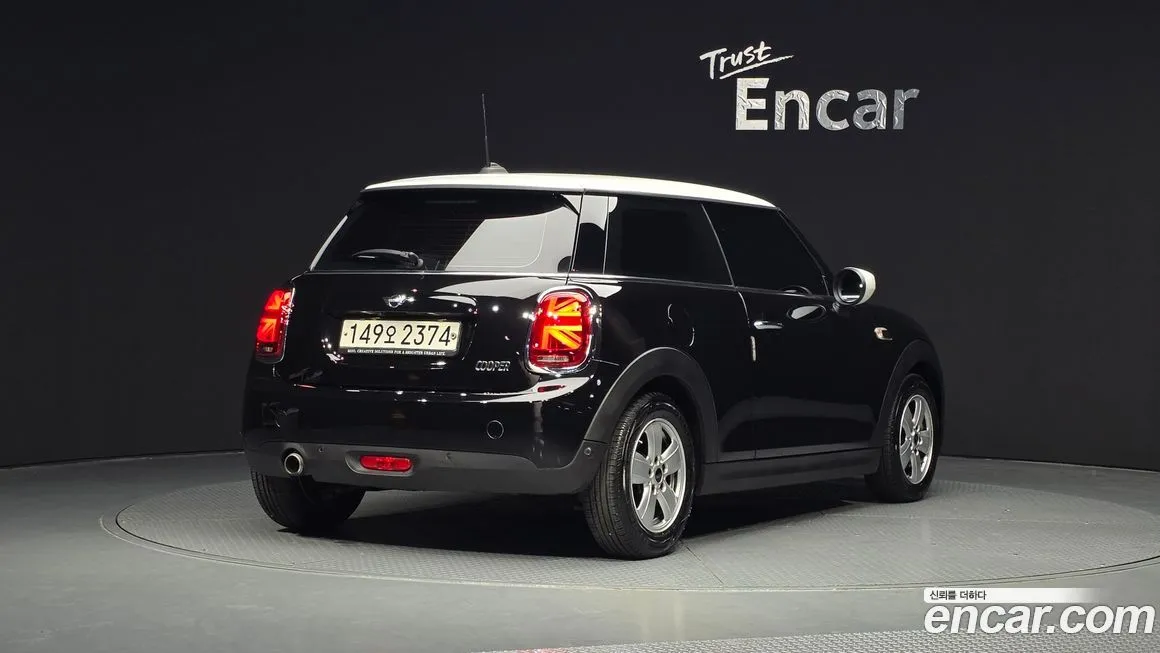 Mini Cooper 2021 из KR, фото 2
