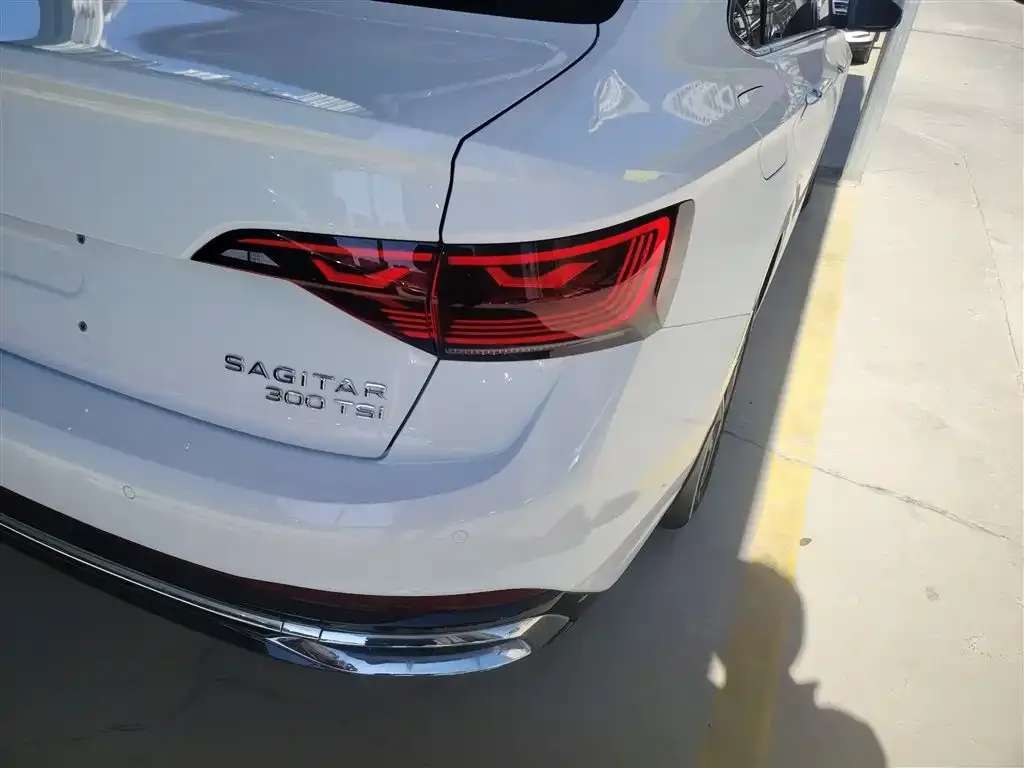 Volkswagen Sagitar 2023 из CN, фото 2