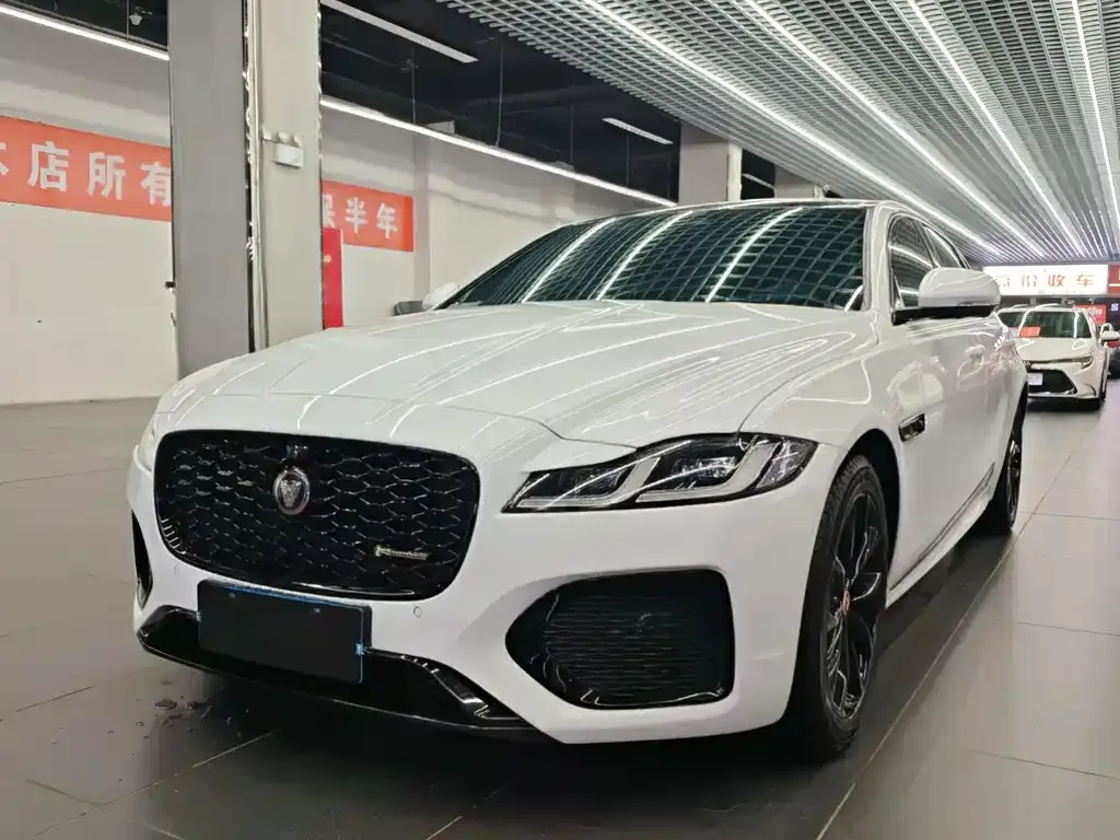 Jaguar XFL 2022 из CN, фото 9