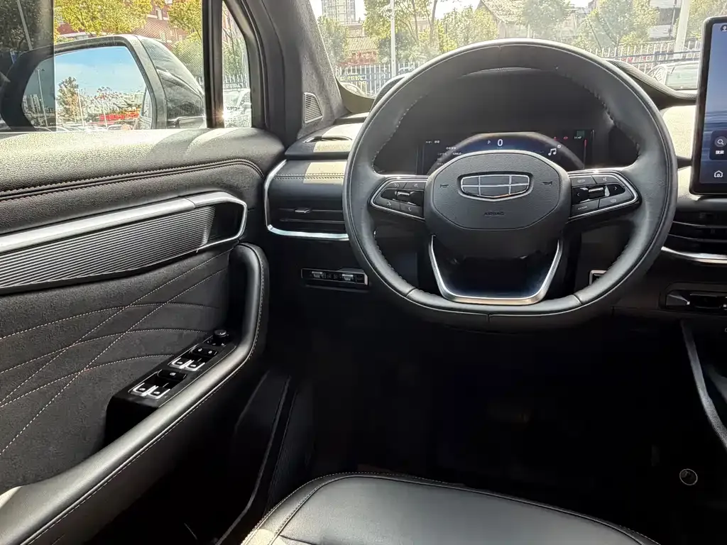 Geely Haoyue L 2025 из CN, фото 3
