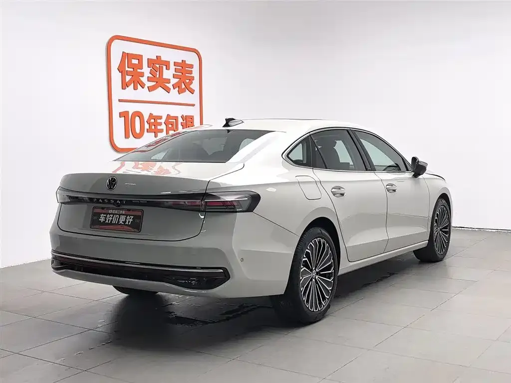 Volkswagen Passat — фото 5