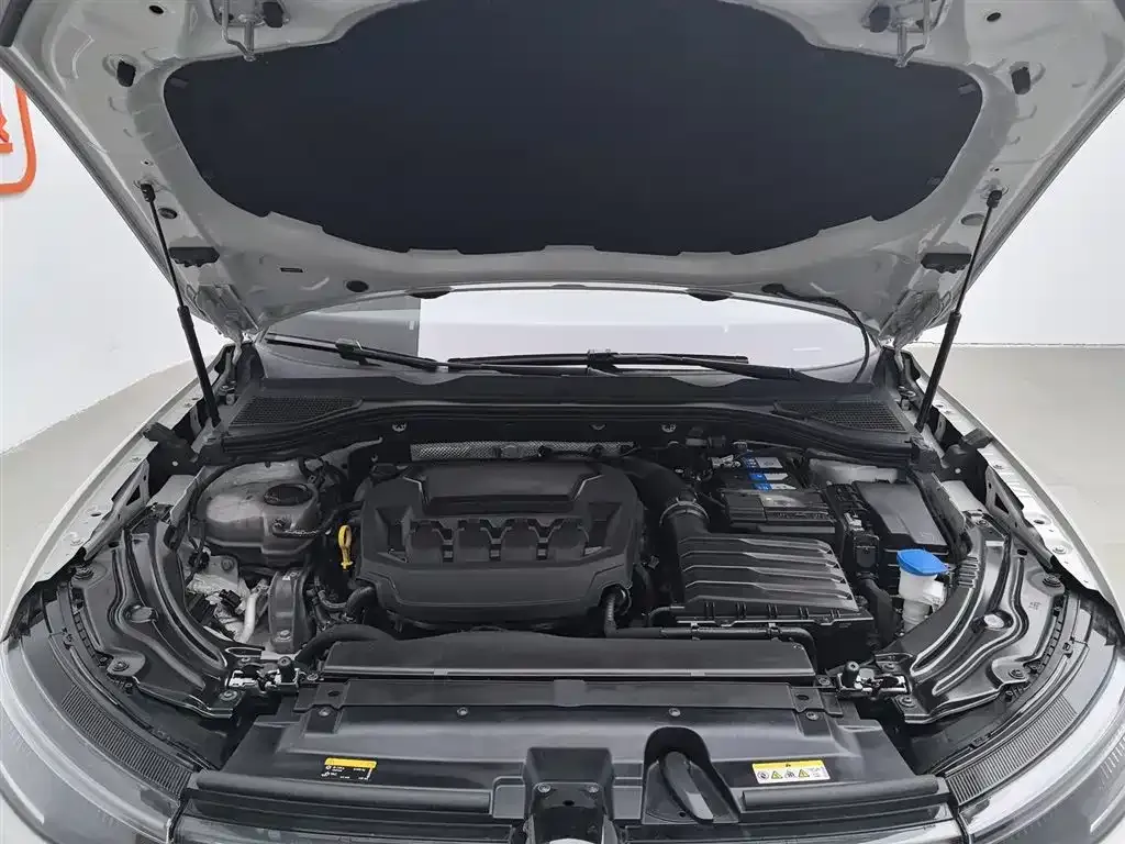 Volkswagen Passat — фото 9