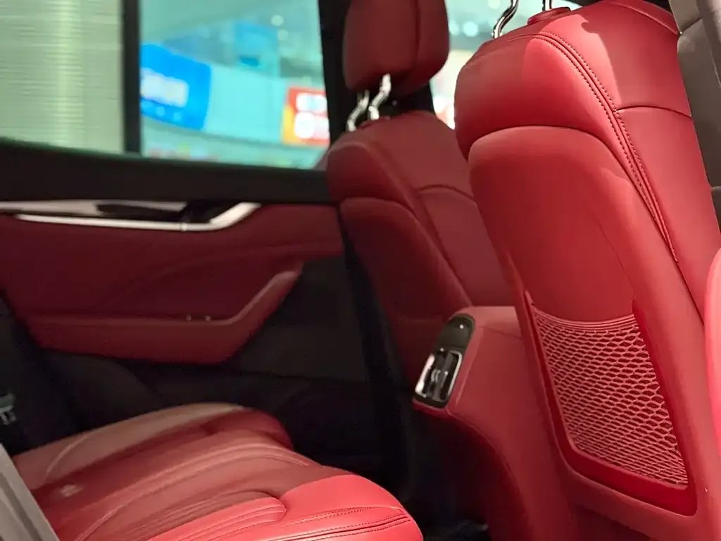 Maserati Levante 2021 из CN, фото 2