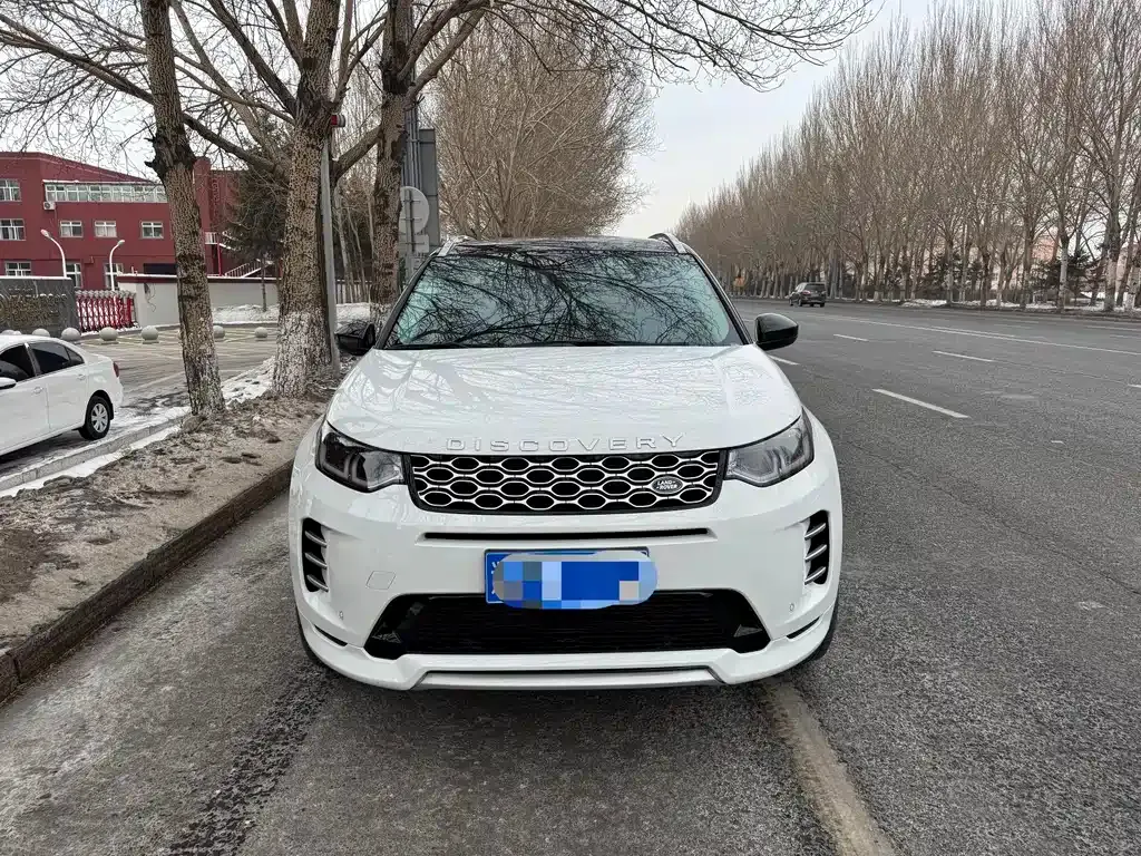Land Rover Discovery Sport — фото 1