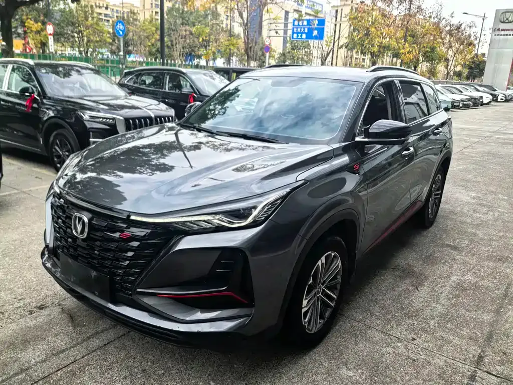 Changan CS75PLUS — фото 1