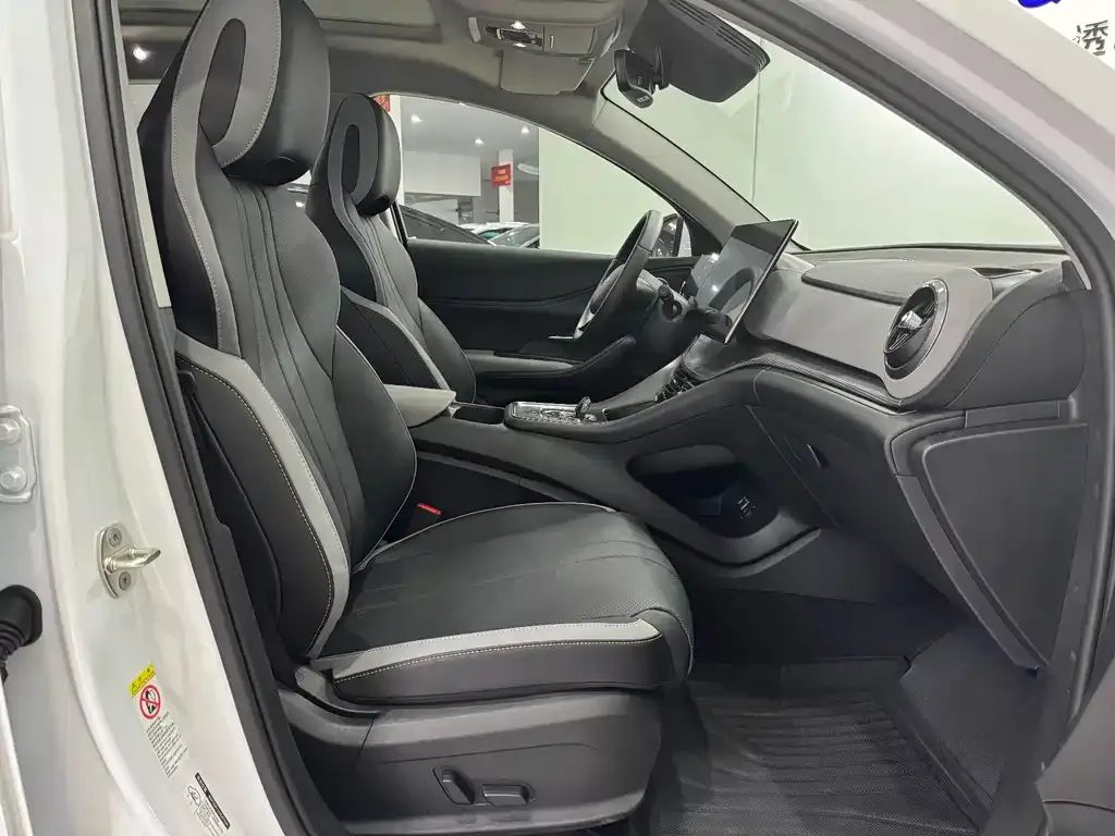 BYD Seal 05 DM-i 2025 из CN, фото 3