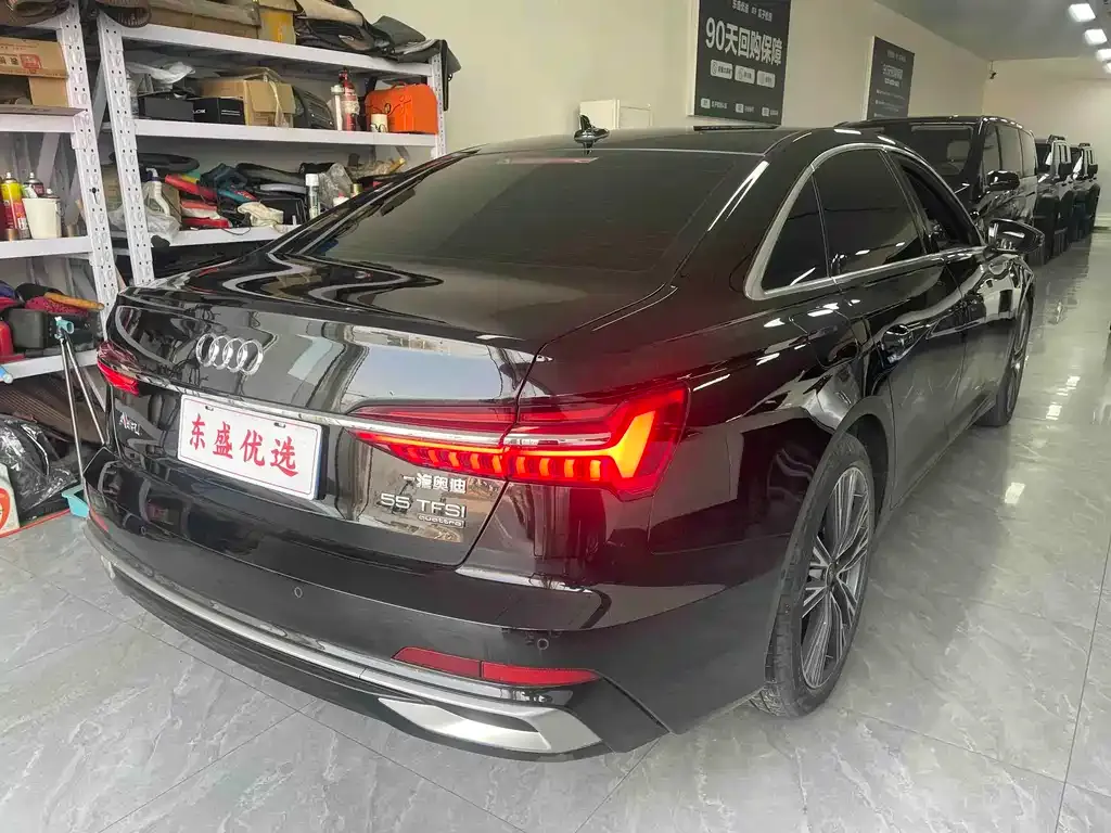 Audi A6L 2024 из CN, фото 2