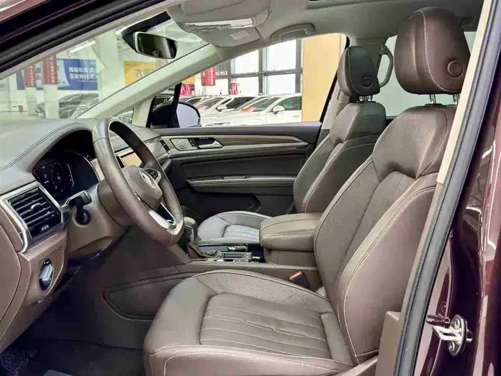 Volkswagen Viloran 2021 из CN, фото 3