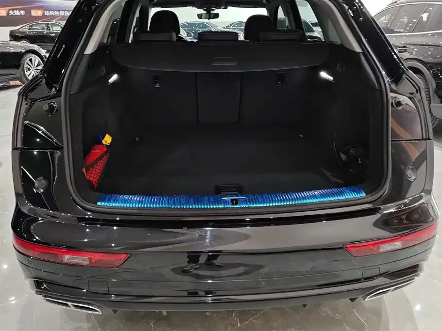 Audi Q5L Sportback 2023 из CN, фото 5