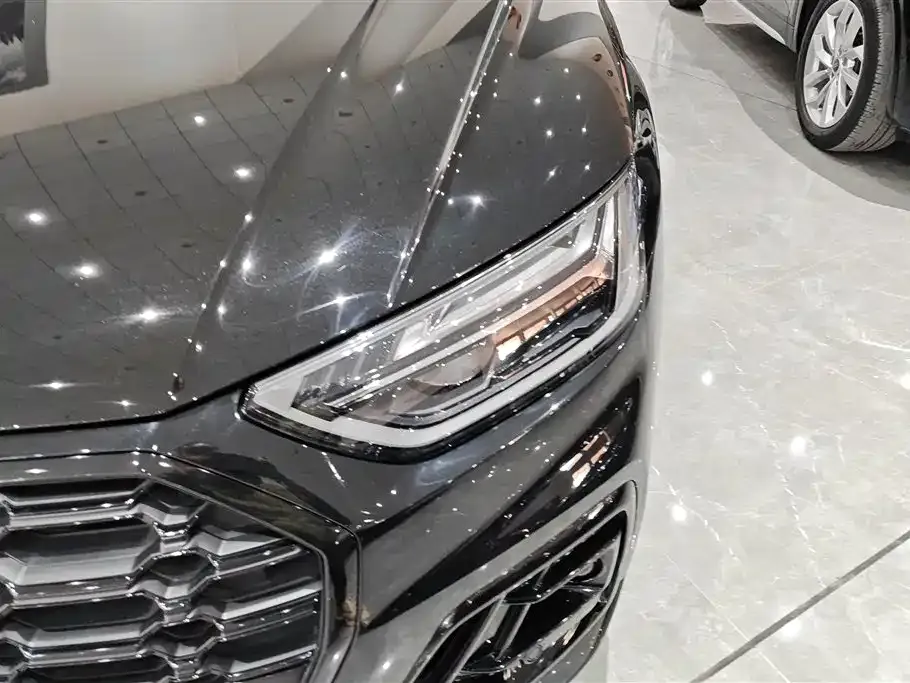 Audi Q5L Sportback 2023 из CN, фото 2