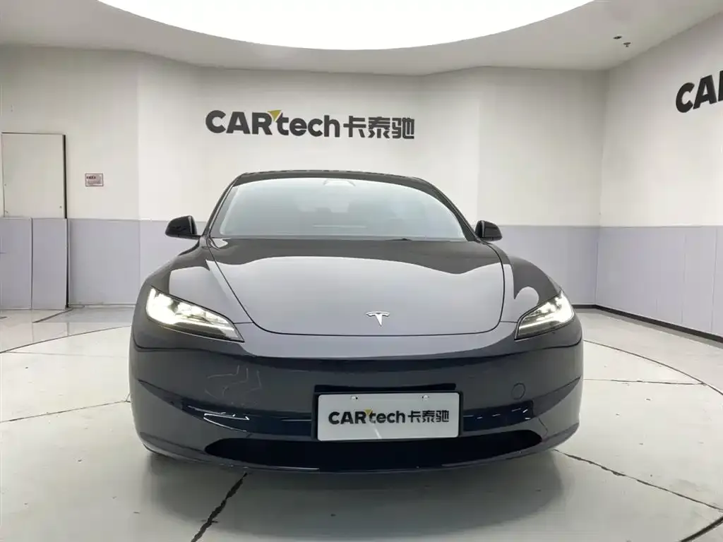 Tesla Model 3 2025 из CN, фото 10