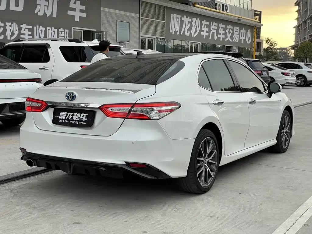 Toyota Camry 2022 из CN, фото 9