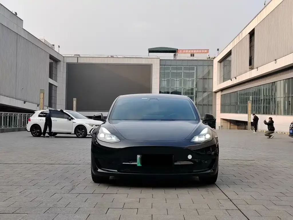 Tesla Model 3 2023 из CN, фото 7