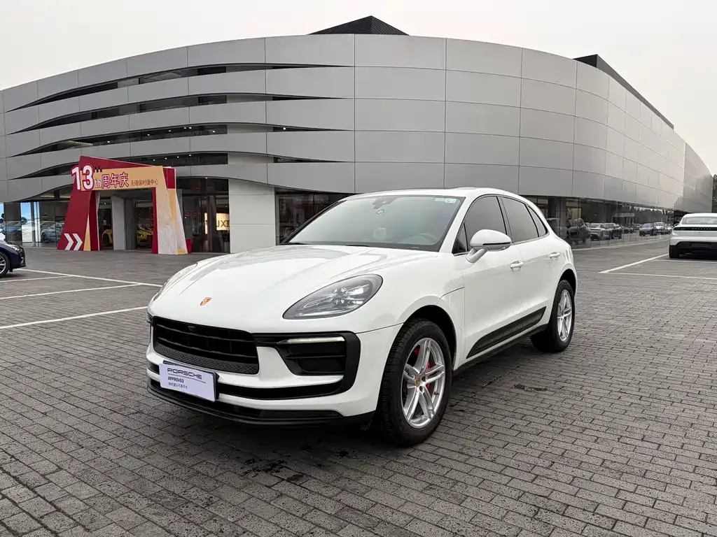 Porsche Macan — фото 1